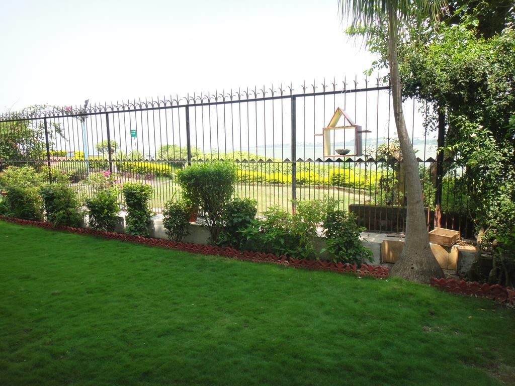Lago Villa Bhopal Buitenkant foto